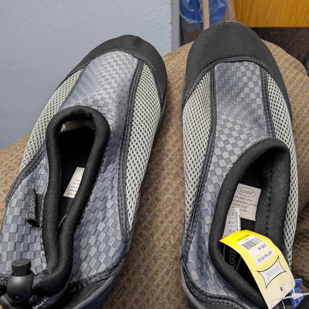 Men's Black Water Shoes 🏖️ (Price Lowered)
